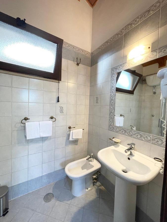 Hotel 2000 Giugliano In Campania Extérieur photo
