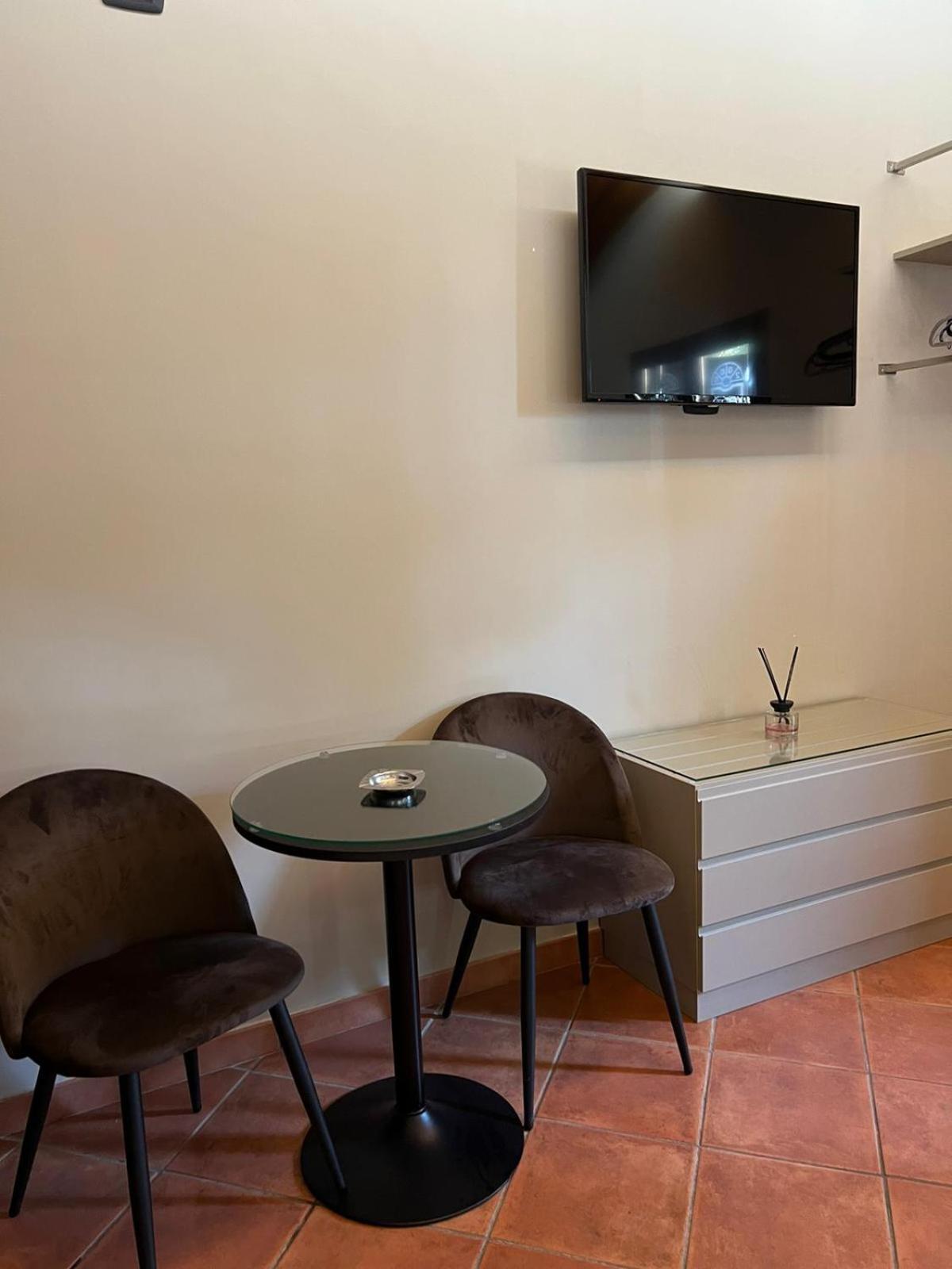 Hotel 2000 Giugliano In Campania Extérieur photo